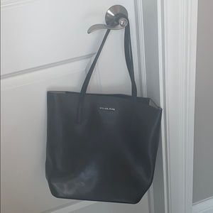 Michael Kors tote purse - black
